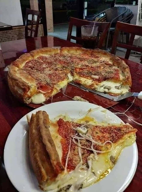 Deep-Dish-Pizza