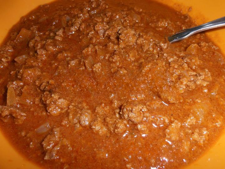 Crock Pot Chili Sauce for Hot Dogs